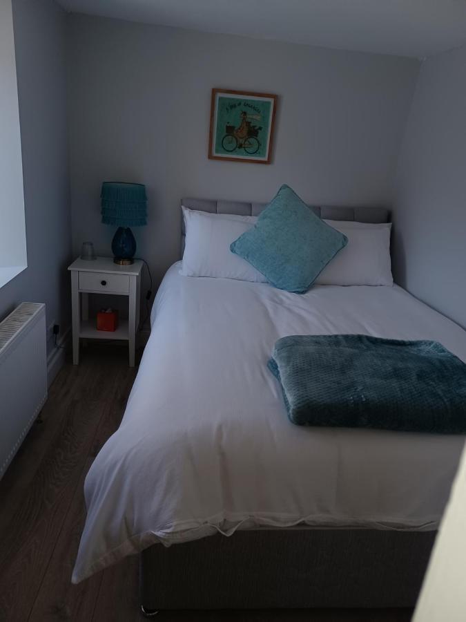 Kents Guesthouse Accommodation Kilmacthomas Екстер'єр фото